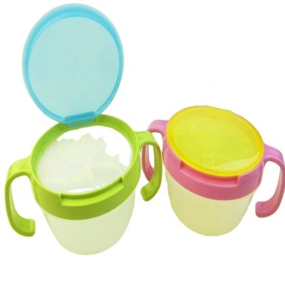 Plastic baby cup for snack